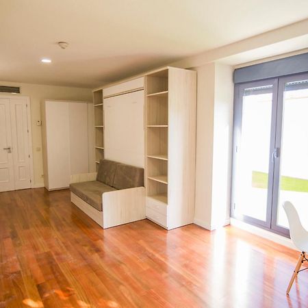 Apartamentos Plaza De Santiago - Estudios Turisticos - 1 Llave Пинто Экстерьер фото