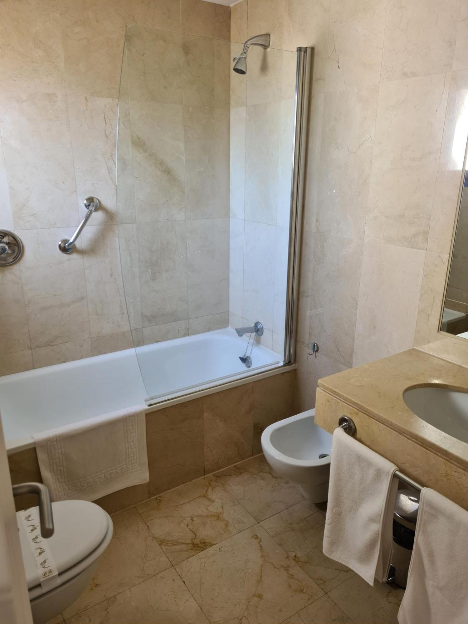 Apartamentos Plaza De Santiago - Estudios Turisticos - 1 Llave Пинто Экстерьер фото