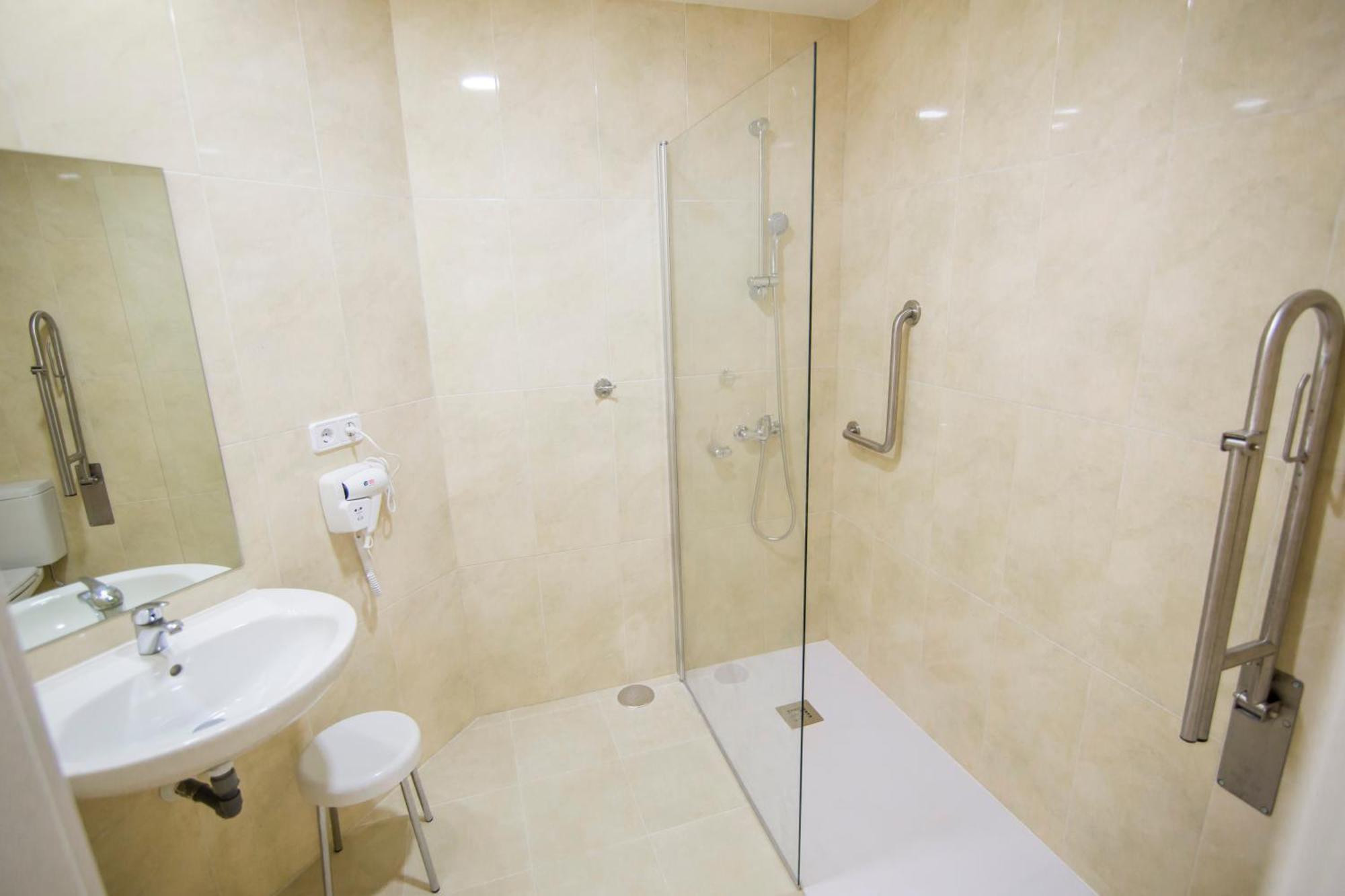 Apartamentos Plaza De Santiago - Estudios Turisticos - 1 Llave Пинто Экстерьер фото
