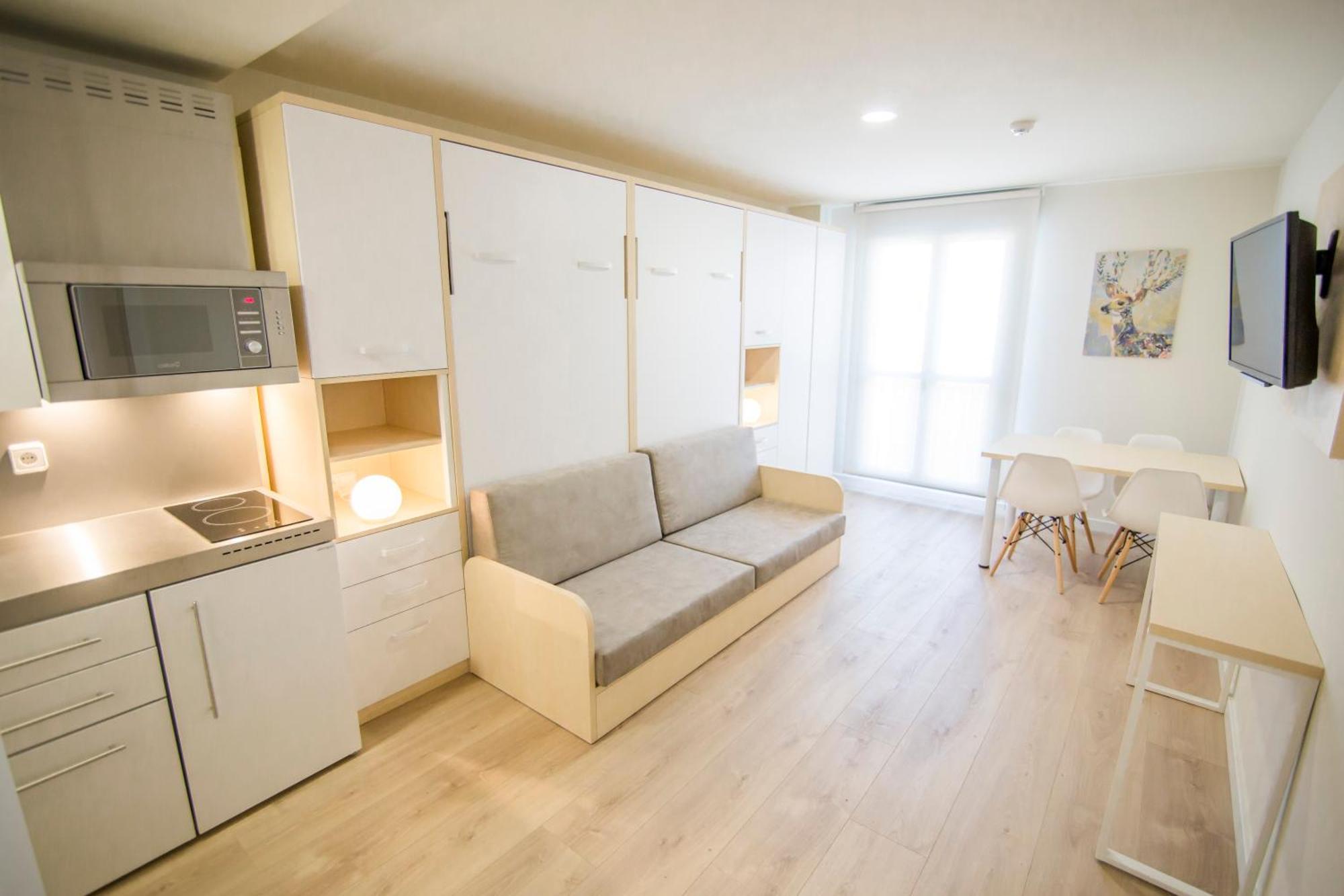Apartamentos Plaza De Santiago - Estudios Turisticos - 1 Llave Пинто Экстерьер фото