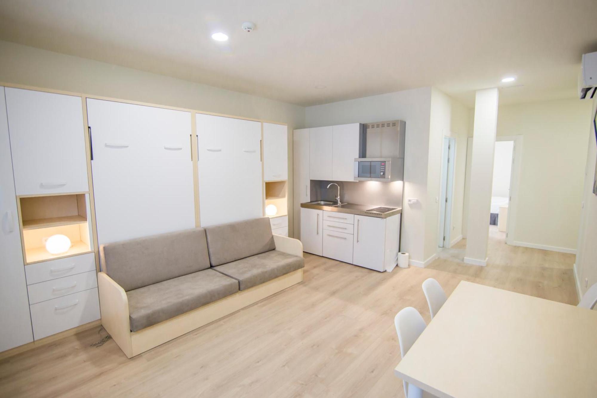 Apartamentos Plaza De Santiago - Estudios Turisticos - 1 Llave Пинто Экстерьер фото