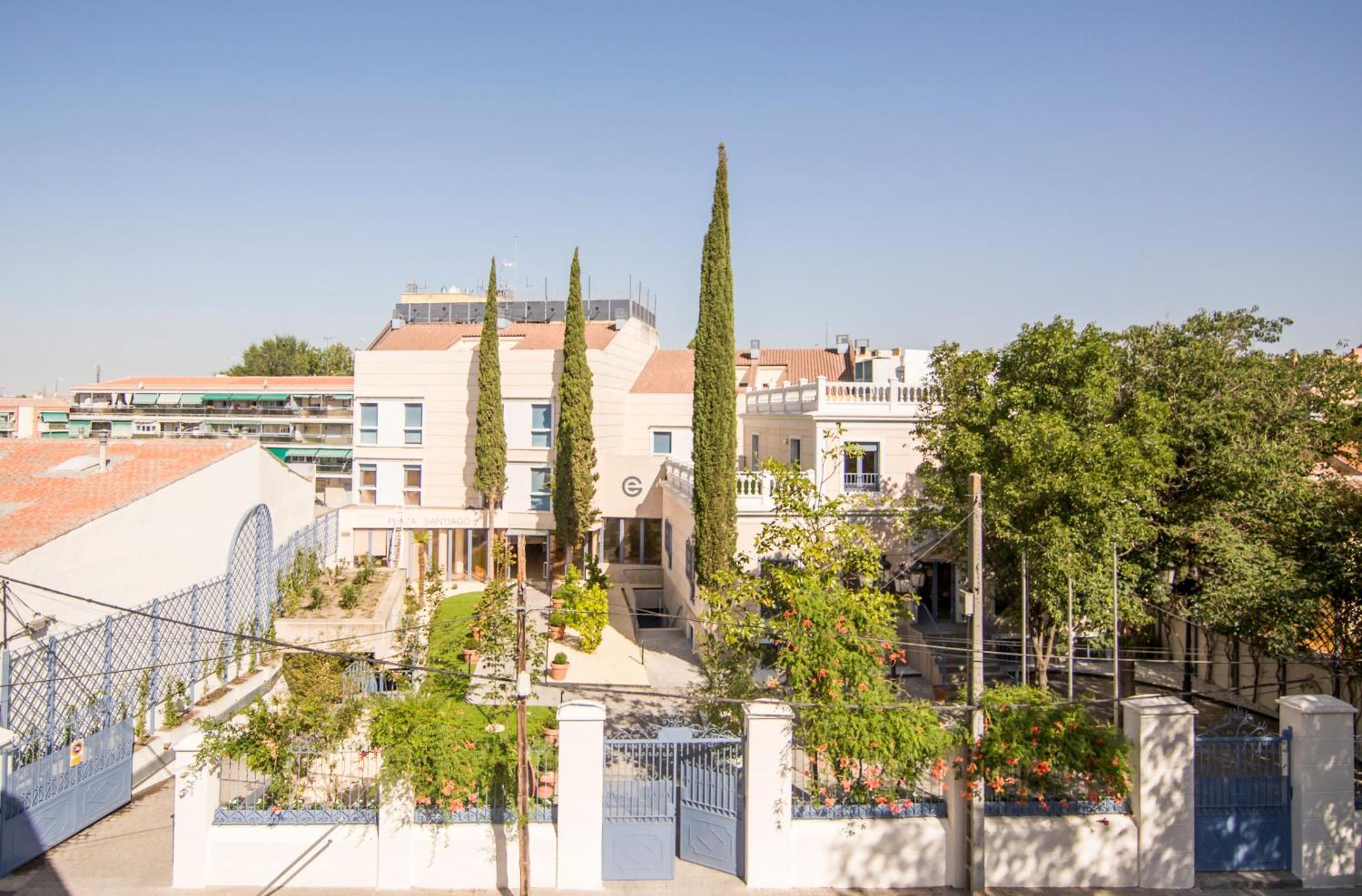 Apartamentos Plaza De Santiago - Estudios Turisticos - 1 Llave Пинто Экстерьер фото
